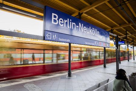 Die Kontrolle fand im Oktober am S-Bahnhof Neukölln statt. (Archivbild) Die Kontrolle fand im Oktober am S-Bahnhof Neukölln statt. (Archivbild)