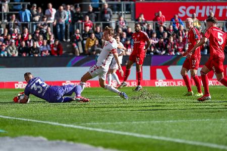 Später Ausgleich: Düsseldorf rettet Punkt in Köln Später Ausgleich: Düsseldorf rettet Punkt in Köln