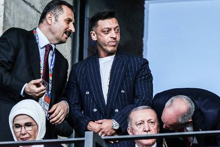 Ex-Weltmeister Özil in Vorstand der Erdogan-Partei gewählt Ex-Weltmeister Özil in Vorstand der Erdogan-Partei gewählt