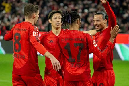 FC Bayern überzeugt - aber Sorge um Kimmich FC Bayern überzeugt - aber Sorge um Kimmich