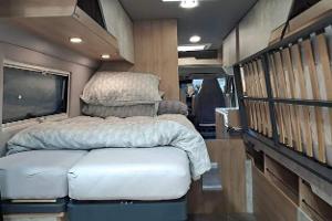 Zwei neue Campingbusse mit besonders viel Platz