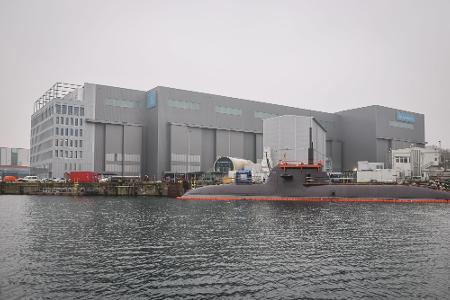 Wie sehen künftig die Besitzverhältnisse bei der Kieler Werft TKMS künftig aus? (Archivbild)