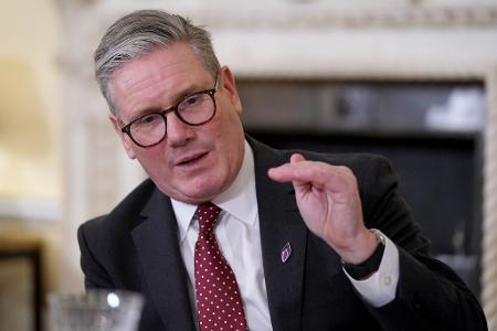 Die britische Regierung wird in den kommenden Jahren mehr Geld in die Verteidigung investieren.