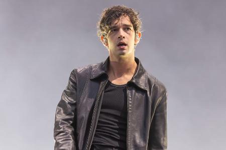 The-1975-Sänger Matty Healy muss nicht für Festival-Absage haften The-1975-Sänger Matty Healy muss nicht für Festival-Absage haften
