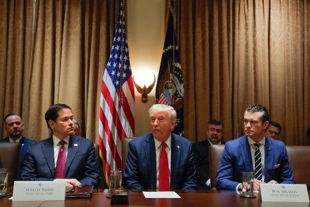 Trump schließt Nato-Beitritt der Ukraine aus. 