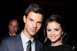 Taylor Lautner verteidigt Ex Selena Gomez gegen Internet-Trolle