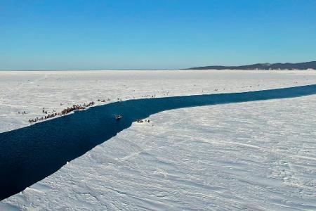 Immer wieder kommt es in Russland zu Zwischenfällen beim beliebten Eisfischen. (Illustration) Immer wieder kommt es in Russland zu Zwischenfällen beim beliebten Eisfischen. (Illustration)