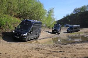 So wird der Campervan geländetauglich
