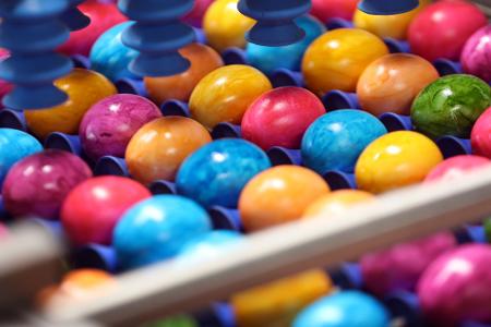 Vogelgrippe und hohe Nachfrage - werden bunte Eier in diesem Jahr teurer? (Symbolfoto)