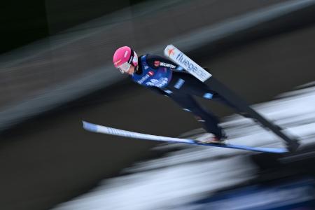 Kombination: Armbruster bei Norwegen-Triumph ohne Chance Kombination: Armbruster bei Norwegen-Triumph ohne Chance