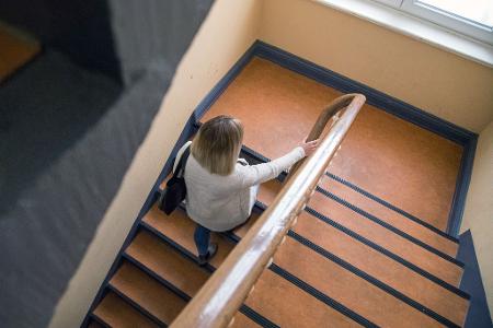 Jedes Bisschen Extra-Bewegung zahlt auf unsere Gesundheit und damit auch auf unsere Lebenserwartung ein. Jedes Bisschen Extra-Bewegung zahlt auf unsere Gesundheit und damit auch auf unsere Lebenserwartung ein.