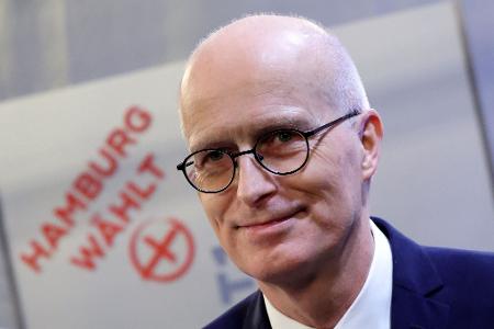Hamburg bleibt rot. 