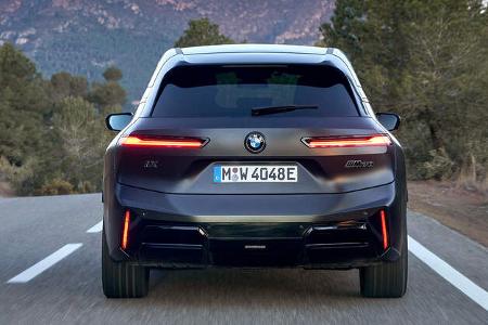 BMW iX M70 Facelift
