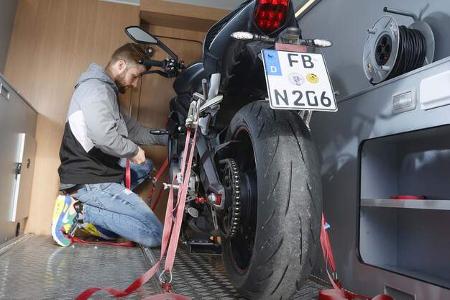 Motorrad-Sicherung Campingbus Motorrad-Sicherung Campingbus