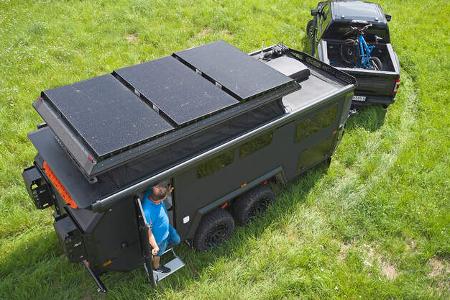 Bruder EXP-7 PT, Solaranlage, F-150 Raptor, Fahrrad, Mann, Wiese
