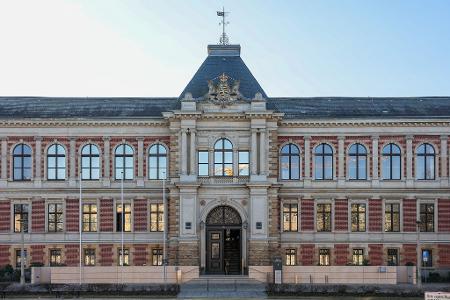 Das Landgericht Zwickau. Hier wird der Prozess um den Dreifachmord von Tirpersdorf im Vogtland verhandelt. 