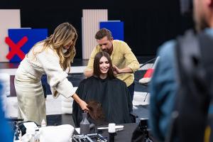 Beim GNTM-Umstyling mit Klaas fließen die Tränen literweise