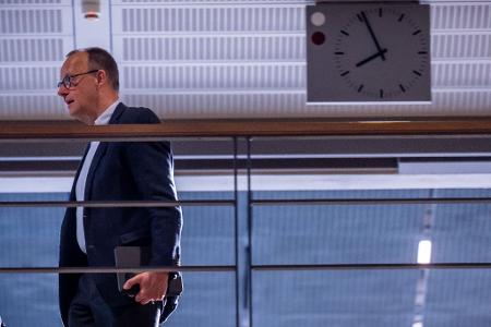 Unions-Kanzlerkandidat Friedrich Merz steht intern unter Druck, auch Kernanliegen der CDU/CSU durchzusetzen. 