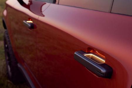 Scout Traveler E-SUV USA