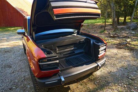 Scout Traveler E-SUV USA