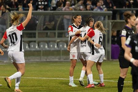 Nach Dämpfern in Liga und Pokal: Frankfurt meldet sich zurück Nach Dämpfern in Liga und Pokal: Frankfurt meldet sich zurück