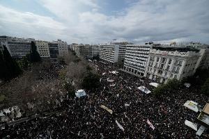 Griechische Regierung übersteht Misstrauensvotum
