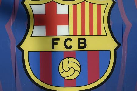 Nach Tod des Teamarztes: Ligaspiel von Barcelona abgesagt Nach Tod des Teamarztes: Ligaspiel von Barcelona abgesagt