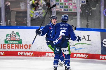 DEL: Straubing und Nürnberg gehen in Führung DEL: Straubing und Nürnberg gehen in Führung