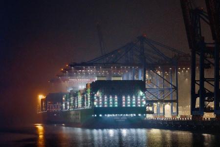Dämpfer für Exportnation Deutschland zu Jahresbeginn.