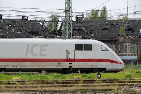 Ein Zug auf dem Weg von Köln nach Berlin wurde in Gifhorn gestoppt. (Symbolbild) 