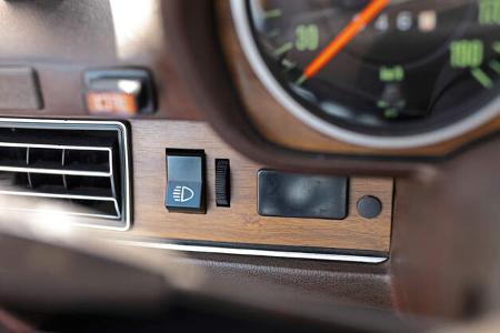 VW Passat 1.6 GLS, Cockpit + Details