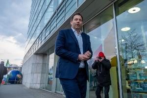 SPD-Chef Lars Klingbeil leitet zusammen mit der Co-Vorsitzenden Saskia Esken die Verhandlungen für die SPD.
