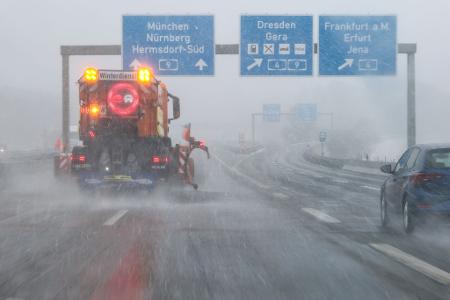 Schneefall und Schneeregen könnten auch am Wochenende hier und da noch fallen.