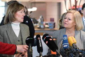Zu einem fairen Ergebnis für alle Seiten gehört laut der Innenministerin, "dass man mit einem Angebot auf die Arbeitnehmerseite zugeht".