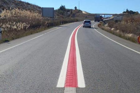 Spanien roter Mittelstreifen Spanien roter Mittelstreifen