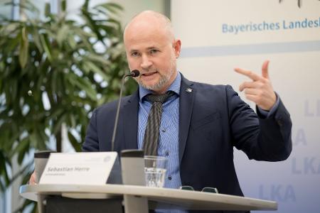 Der Leiter der Sonderkommission 