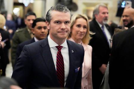 US-Verteidigungsminister Hegseth bezeichnet die Angriffe auf die Huthi als Botschaft an die Miliz und an den Iran. (Archivbild)
