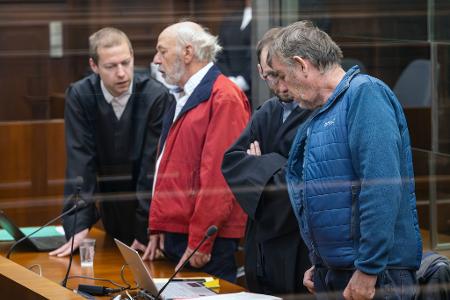 Zwei mutmaßliche ehemalige Mitglieder der linksextremistischen Gruppe 