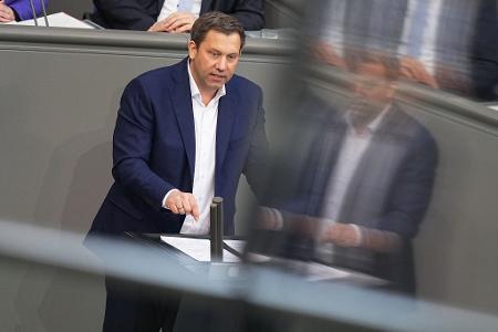 SPD-Fraktionschef Klingbeil fordert Modernisierung Deutschlands.