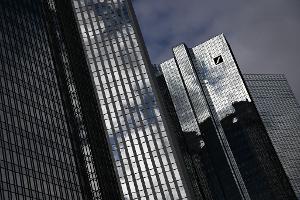 Die Deutsche Bank schließt wie angekündigt Filialen und streicht 2000 Jobs (Archivbild)