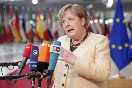 Merkel wurde in Brüssel einst mit vielen warmen Worten verabschiedet. (Archivbild)