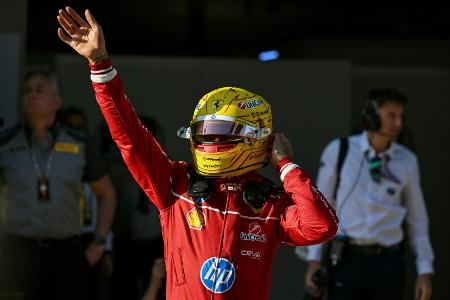 Hamilton meldet sich zurück: Sprint-Pole in China Hamilton meldet sich zurück: Sprint-Pole in China