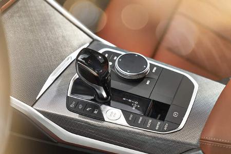 BMW 330e, Interieur