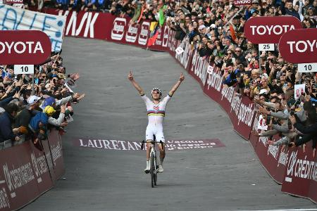 Nächstes Gigantenduell: Pogacar startet bei Paris-Roubaix Nächstes Gigantenduell: Pogacar startet bei Paris-Roubaix