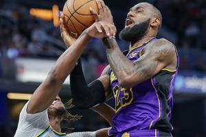 LeBron James mit Buzzer Beater: Lakers beenden Negativserie