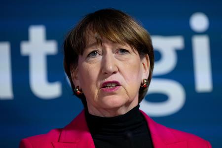 VDA-Präsidentin Hildegard Müller warnt vor erheblichen wirtschaftlichen Folgen der US-Zölle (Archivbild)