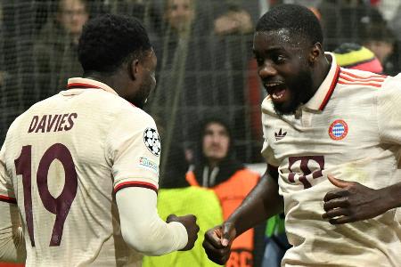 Medien: Upamecano und Davies schlimmer verletzt Medien: Upamecano und Davies schlimmer verletzt