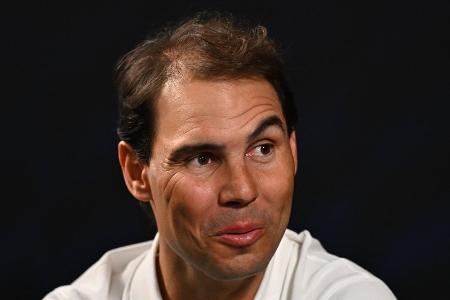 Für den guten Zweck: Rafael Nadal versteigert Abschieds-Schläger Für den guten Zweck: Rafael Nadal versteigert Abschieds-Schläger