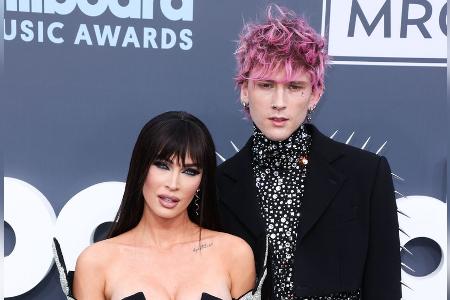 Nach der Trennung von MGK: Megan Fox ist Mutter geworden Nach der Trennung von MGK: Megan Fox ist Mutter geworden