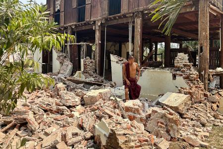 Im von einer Militärjunta gebeutelten Myanmar gibt es große Schäden.